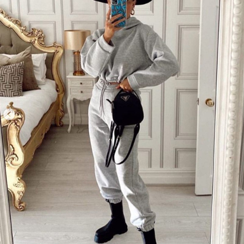 Cozy Loungewear Set – Casual Hoodie & Joggers for Women